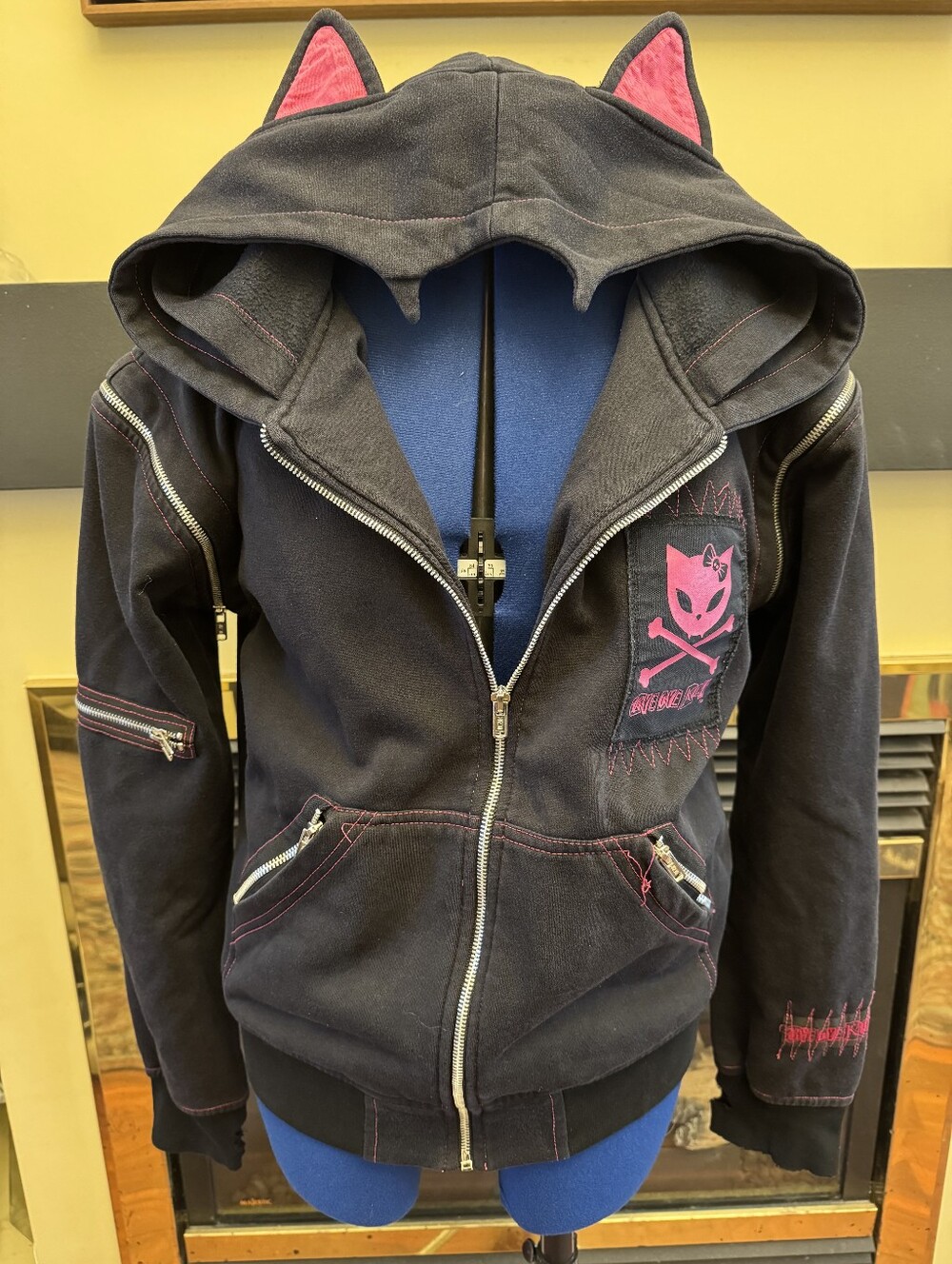 Bye Bye Kitty Living Dead Souls Bat Ear Hoodie Mall Goth Y2K Black Zip Up L XL